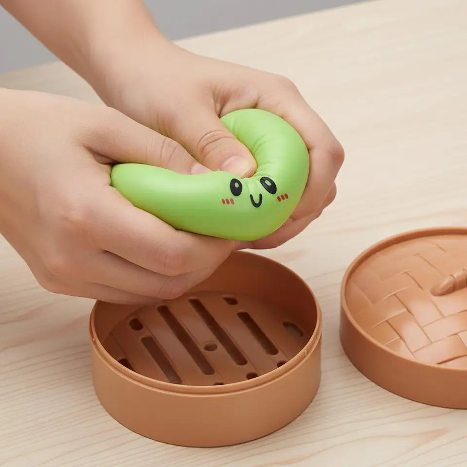1Pcs Simulation Dumpling Stress Ball Fidget Toy with Mini Steamer, Soft Squeeze Dough Sensory Hand Toy, Food Shape Anxiety Stress Relief Desk Toy 2026 New
